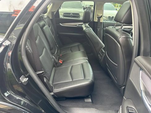 Used 2017 Cadillac XT5 Premium Luxury w/ LPO, Wheel Lock Package FWD image 16