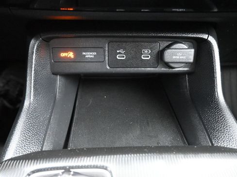 Used 2025 Honda Civic Sport image 22