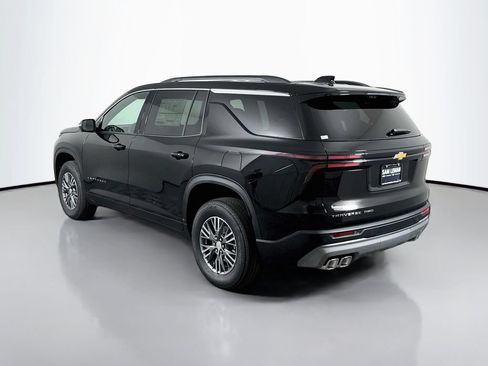 New 2026 Chevrolet Traverse LT w/ Driver Confidence Package AWD/4WD image 5