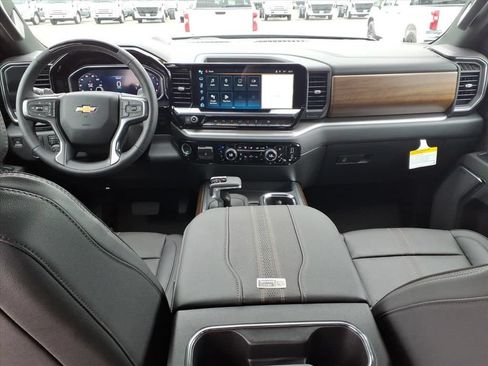New 2026 Chevrolet Silverado 1500 High Country w/ Technology Package RWD image 19