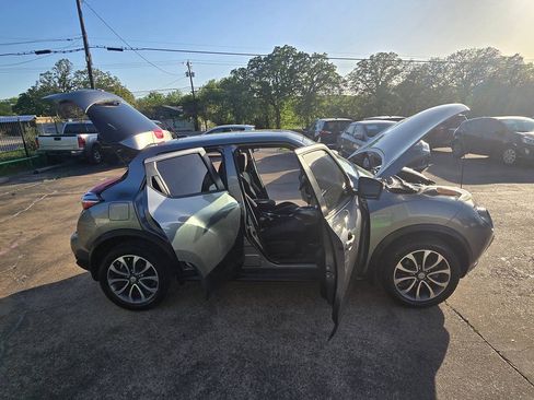 Used 2017 Nissan Juke SV w/ Technology Package FWD image 68