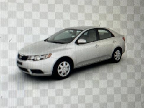 Used 2011 Kia Forte LX FWD image 1