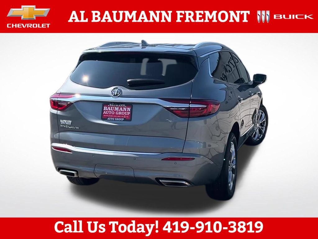 Used 2021 Buick Enclave Avenir w/ Avenir Technology Package FWD image 6