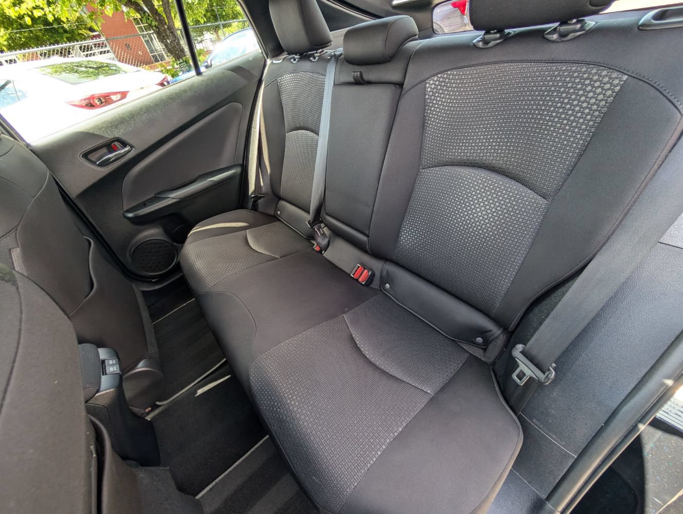 Used 2021 Toyota Prius LE FWD image 18