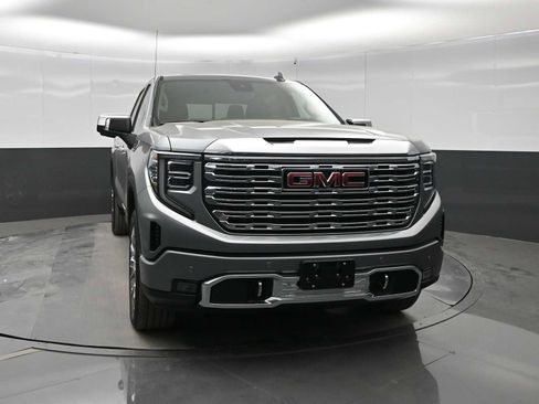 New 2026 GMC Sierra 1500 Denali w/ Denali Reserve Package AWD/4WD image 2