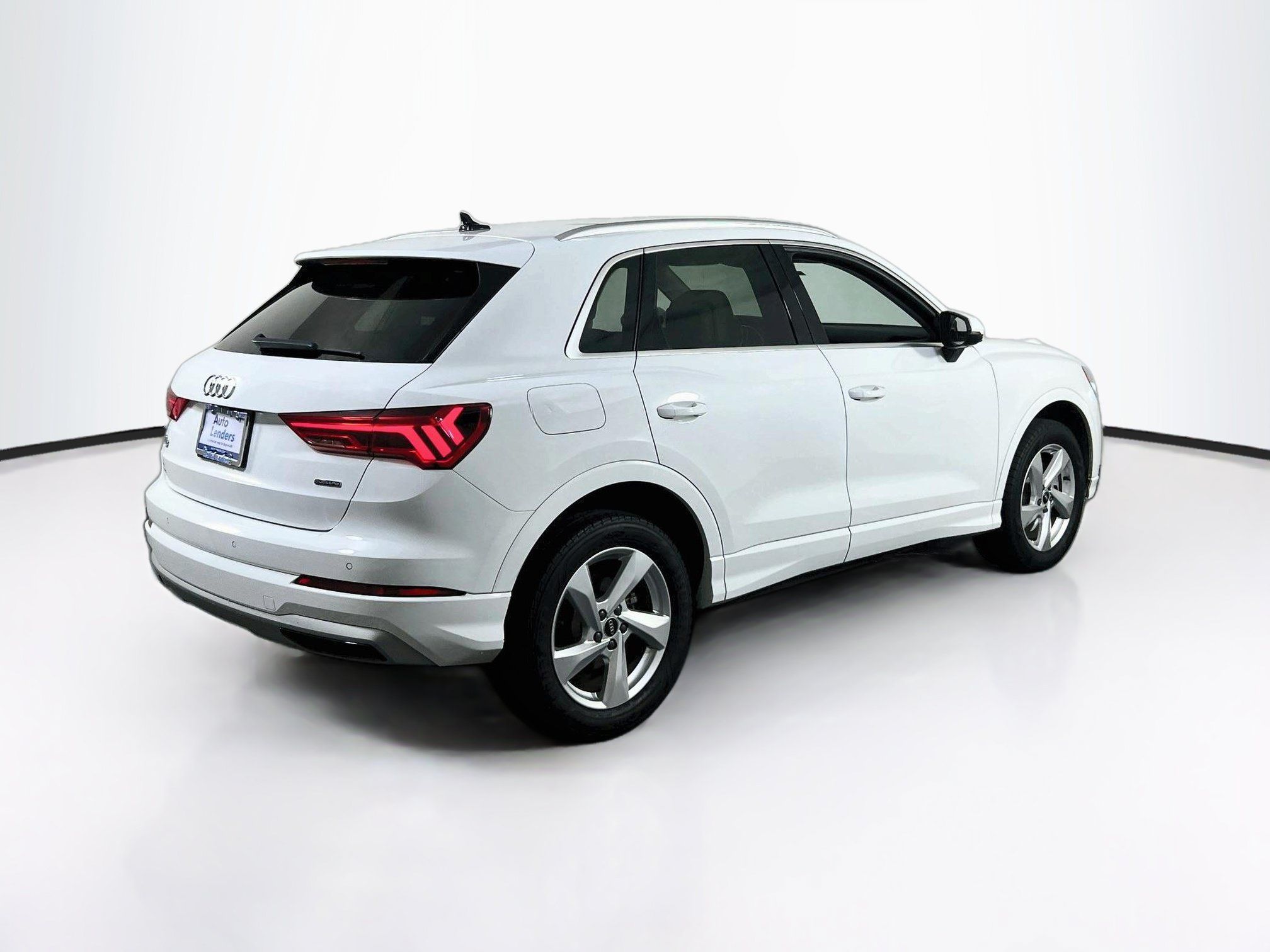 Used 2021 Audi Q3 2.0T Premium w/ Convenience Package AWD/4WD image 5