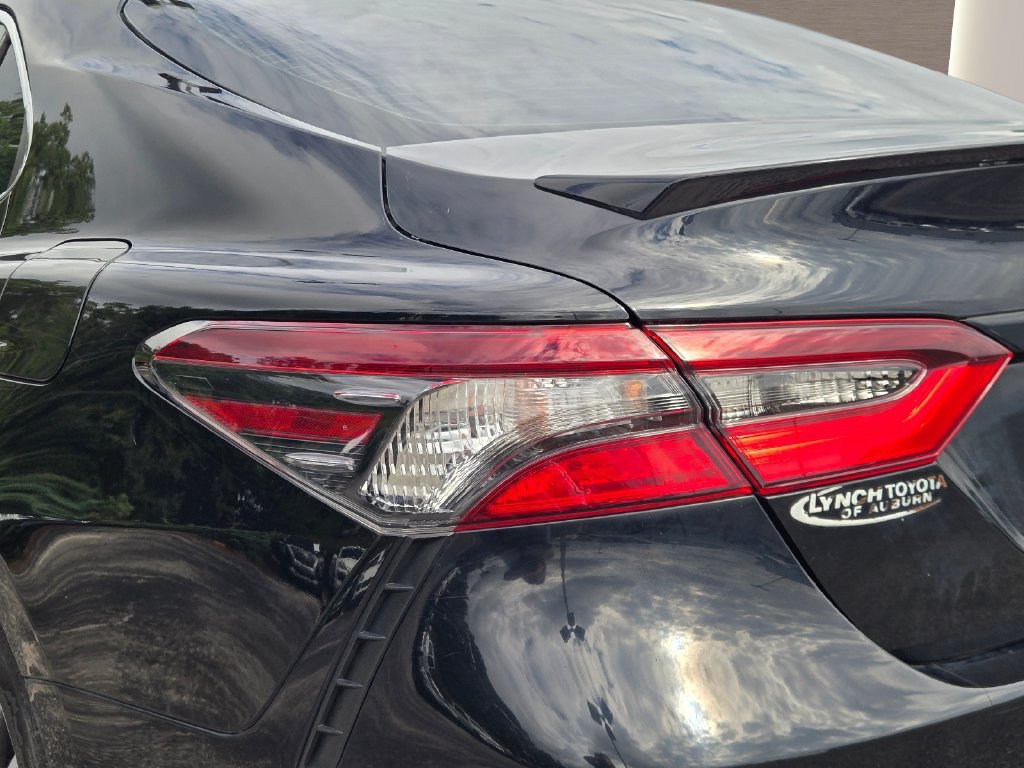 Used 2023 Toyota Camry SE w/ Convenience Package FWD image 9
