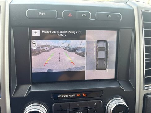 Used 2019 Ford F150 Lariat w/ Equipment Group 502A Luxury AWD/4WD image 24