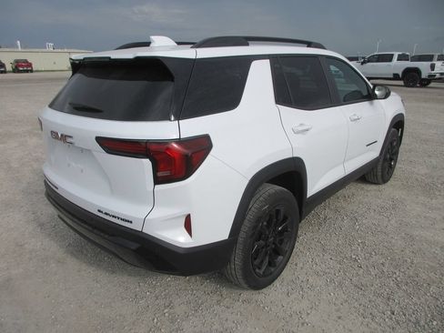 New 2027 GMC Terrain Elevation w/ Elevation Premium Package AWD/4WD image 4