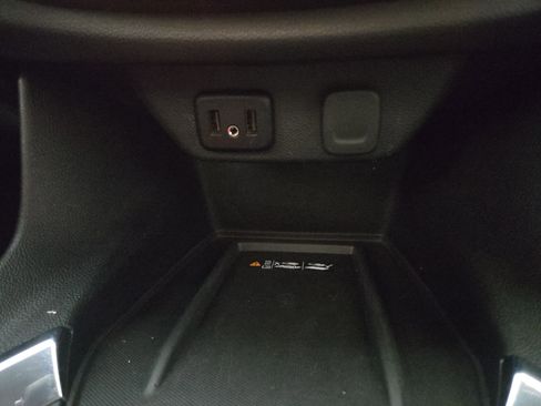 Certified 2023 Chevrolet Traverse LT image 28