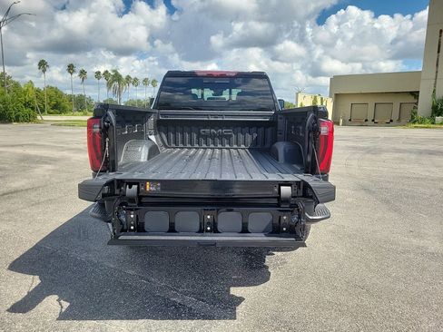 New 2026 GMC Sierra 2500 Denali w/ Denali Reserve Package image 7