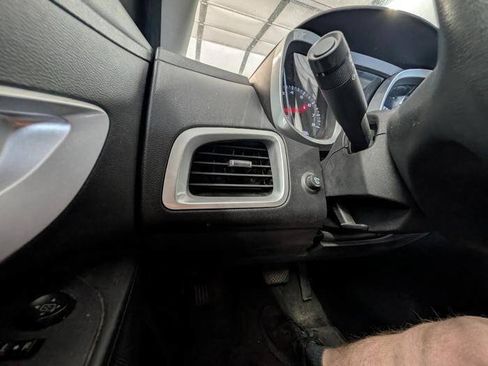Used 2015 Chevrolet Equinox LS FWD image 30