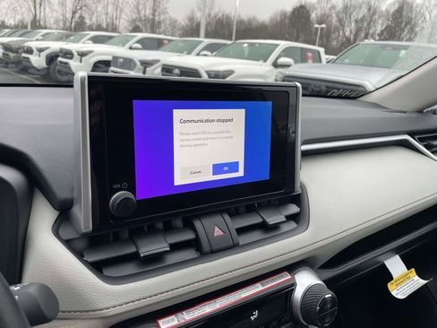 New 2025 Toyota RAV4 XLE image 39