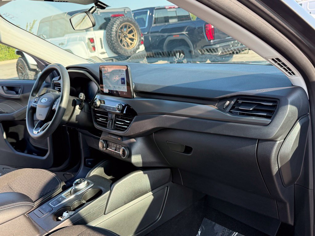 Used 2025 Ford Escape Active FWD image 16