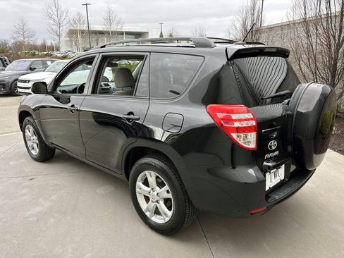 Used 2011 Toyota RAV4 Base w/ Upgrade Value Pkg image 7