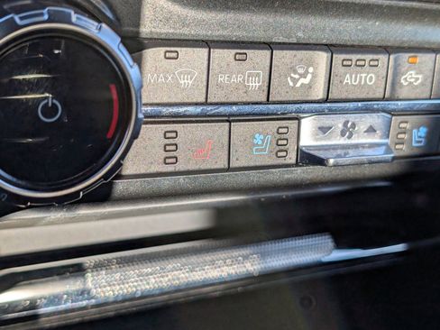 Used 2022 Ford F150 Lariat image 20