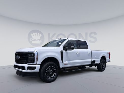 Certified 2026 Ford F350 Platinum w/ Snow Plow Prep Package AWD/4WD image 1