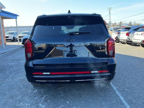 Used 2025 Hyundai Palisade Calligraphy image 4