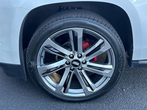 Used 2020 Cadillac Escalade Premium Luxury image 11