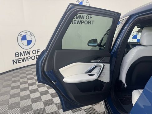 New 2026 BMW X1 xDrive28i w/ Technology Package AWD/4WD image 17