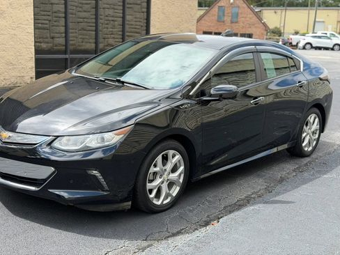 Used 2017 Chevrolet Volt Premier w/ Driver Confidence II Package FWD image 40