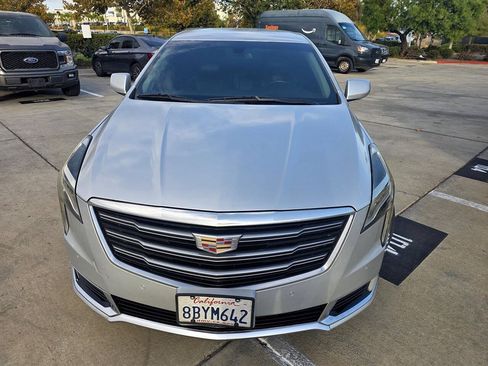 Used 2018 Cadillac XTS Luxury FWD image 3
