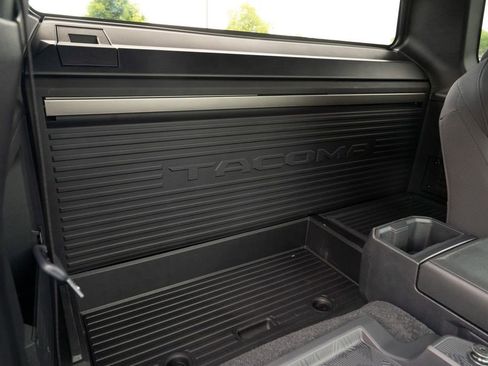 Used 2025 Toyota Tacoma SR image 14