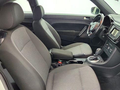 Used 2018 Volkswagen Beetle 2.0T S FWD image 21