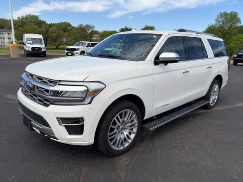 Used 2024 Ford Expedition Max Platinum AWD/4WD image 1