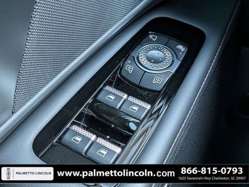 Used 2024 Lincoln Nautilus Reserve w/ Equipment Group 202A AWD/4WD image 27