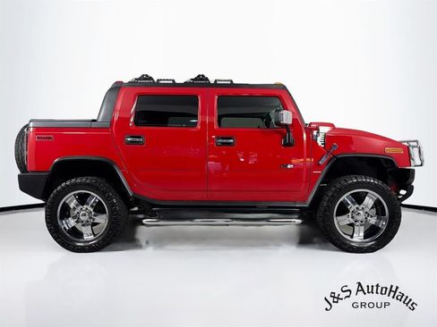Used 2005 HUMMER H2 SUT w/ Preferred Equipment Group AWD/4WD image 8