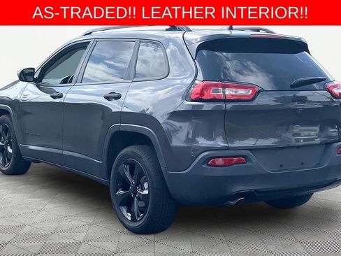 Used 2016 Jeep Cherokee Sport FWD image 4