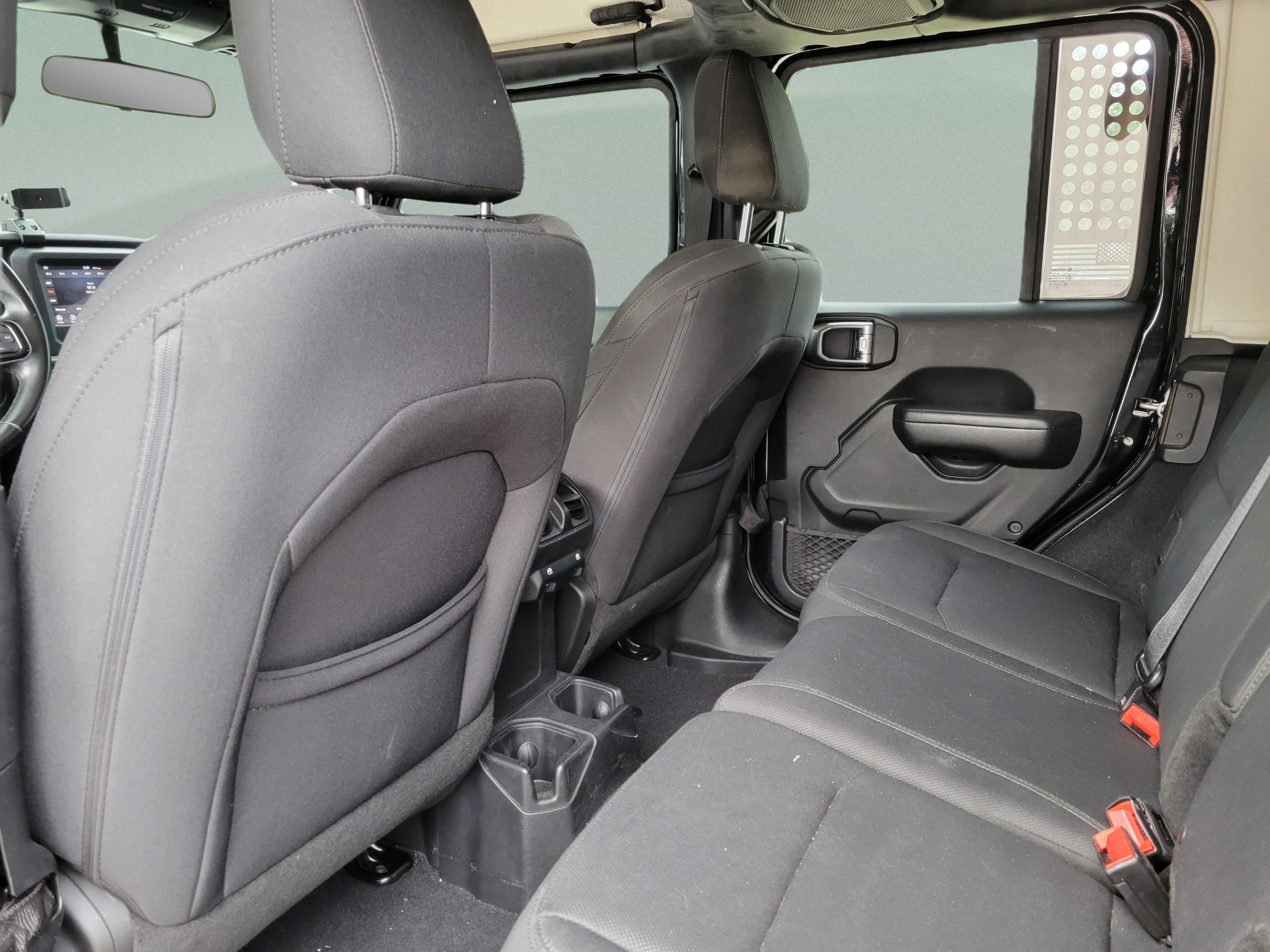 Used 2018 Jeep Wrangler Unlimited Sport S AWD/4WD image 8