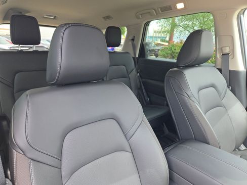 New 2026 Nissan Pathfinder SL FWD image 20