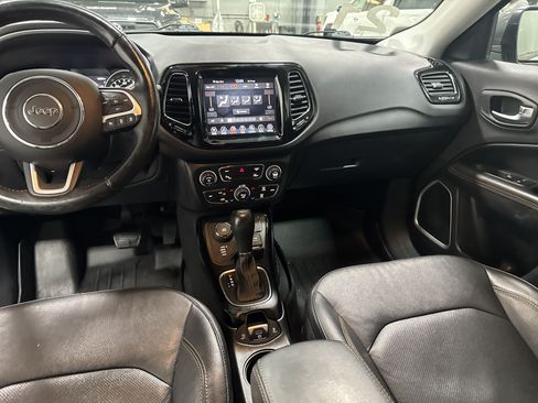 Used 2021 Jeep Compass Limited w/ Elite Exterior Group AWD/4WD image 28