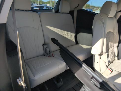 Used 2023 Buick Enclave Avenir w/ Avenir Technology Package image 14