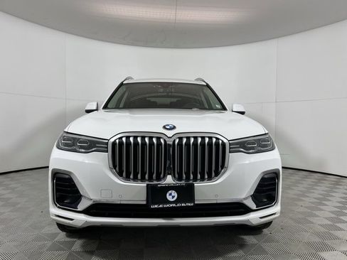 Used 2021 BMW X7 xDrive40i w/ Cold Weather Package image 2