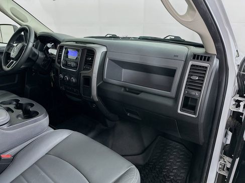 Used 2016 RAM 2500 Tradesman image 32