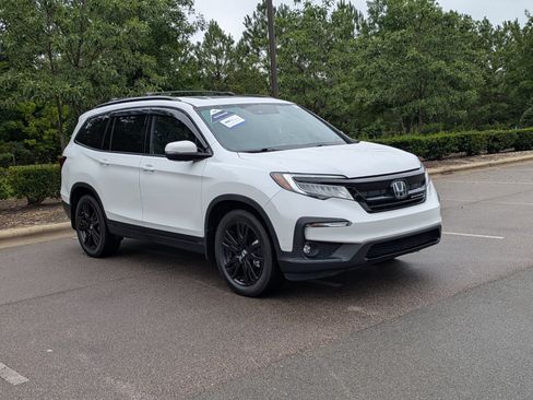 Used 2022 Honda Pilot Black Edition image 2