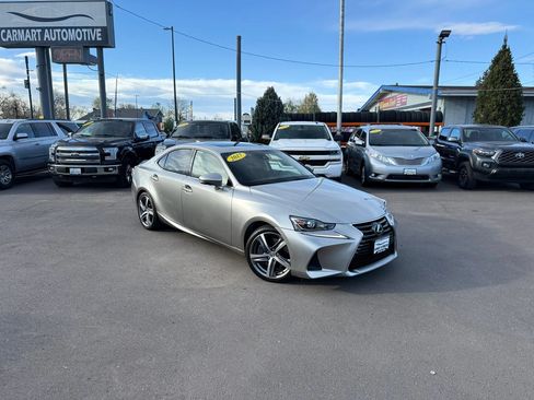 Used 2017 Lexus IS 300 AWD w/ Premium Package image 2