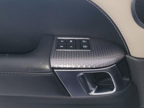 Used 2021 Land Rover Range Rover Sport HST image 32