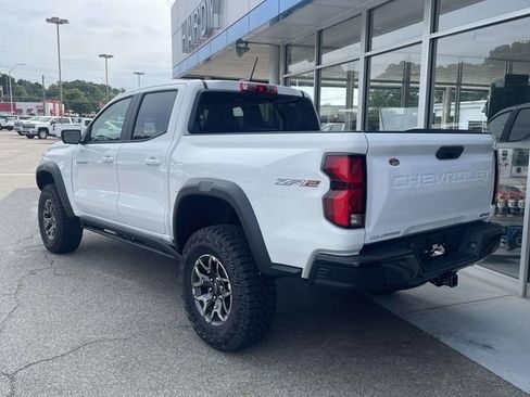New 2026 Chevrolet Colorado ZR2 w/ Technology Package AWD/4WD image 5