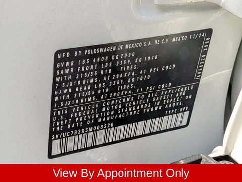 Used 2025 Volkswagen Taos SE AWD/4WD image 34