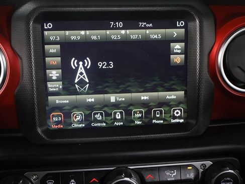 Used 2023 Jeep Wrangler Unlimited Rubicon w/ Dual Top Group AWD/4WD image 43