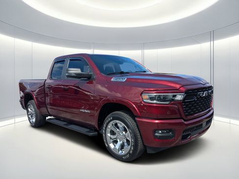 Used 2025 RAM 1500 Big Horn AWD/4WD image 1