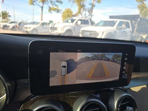 Used 2022 Mercedes-Benz GLC 300 image 19
