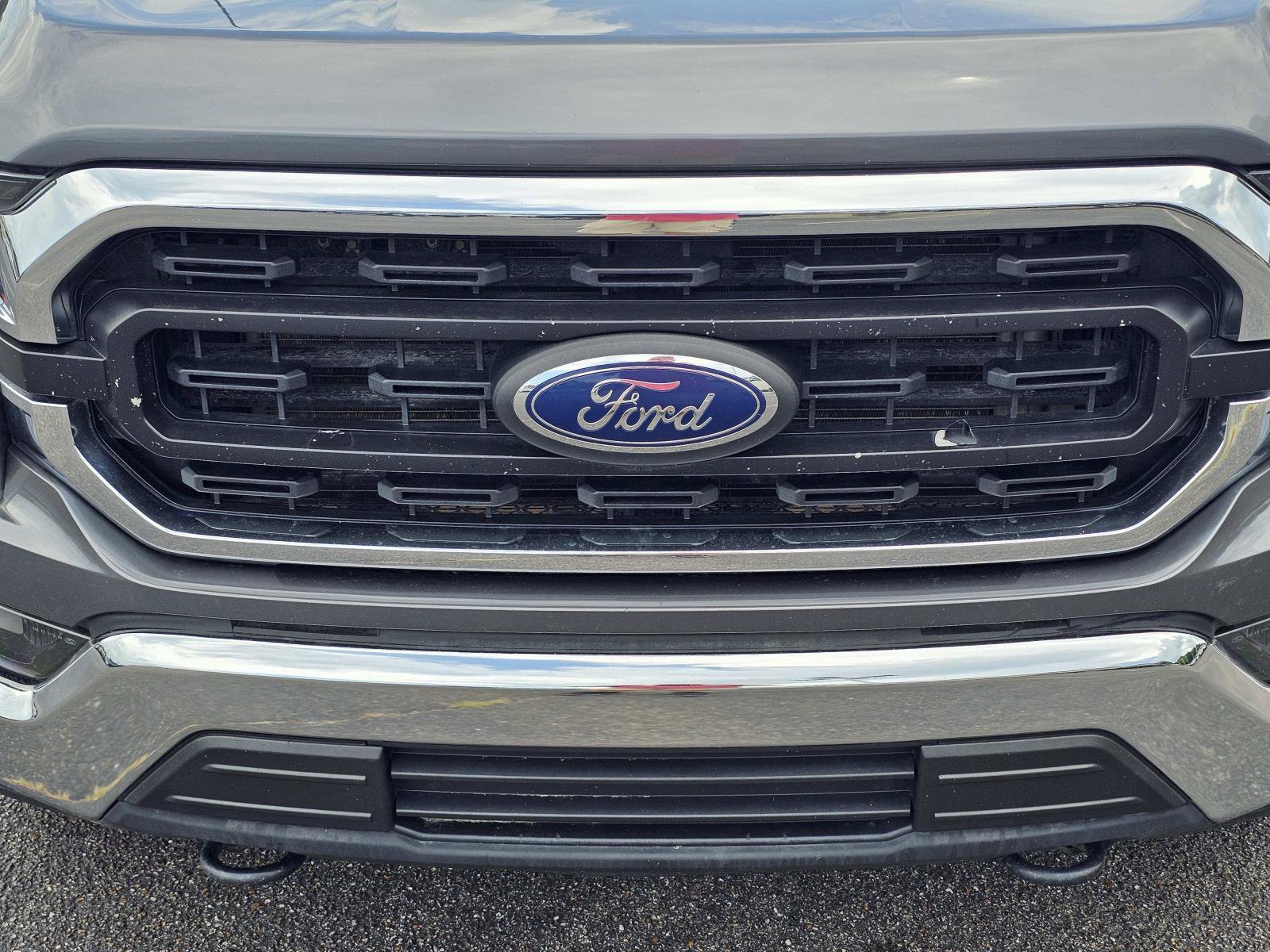 Used 2023 Ford F150 XLT w/ Trailer Tow Package AWD/4WD image 3