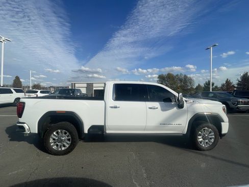 Used 2021 GMC Sierra 2500 Denali w/ Denali Ultimate Package image 9