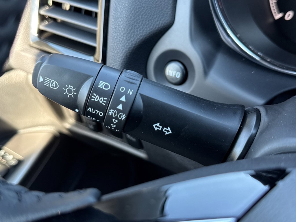 New 2027 Mitsubishi Outlander Sport SE FWD image 14
