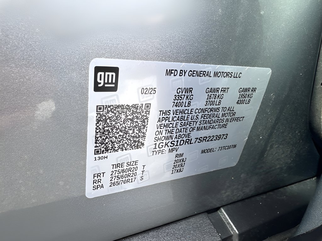 Used 2025 GMC Yukon Denali RWD image 34